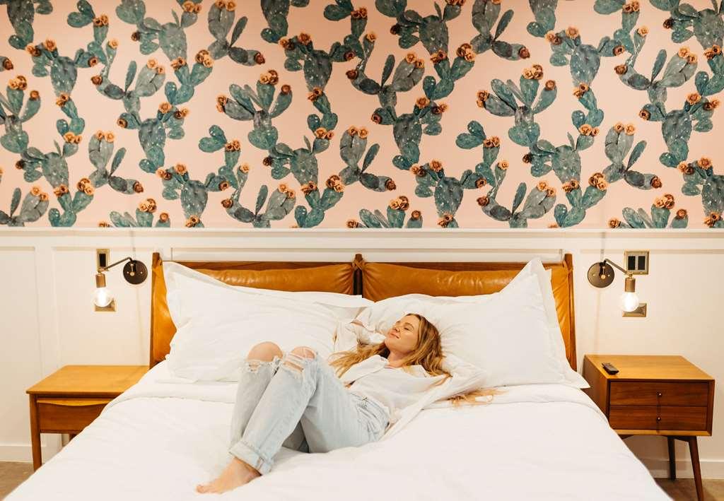 Rise Uptown Hotel Phoenix Quarto foto